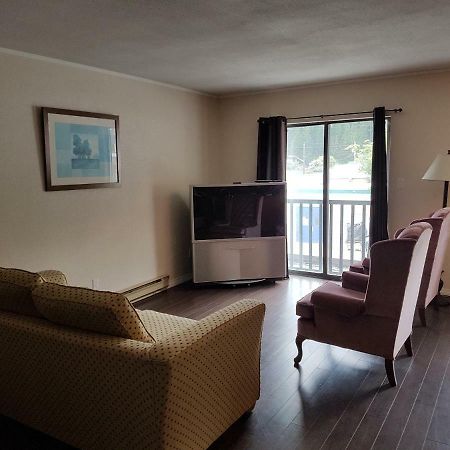 Indoor Comfort In An Outdoor Paradise Sleeps 4- 5 Min To Golf & Ski Apartamento Kimberley Exterior foto