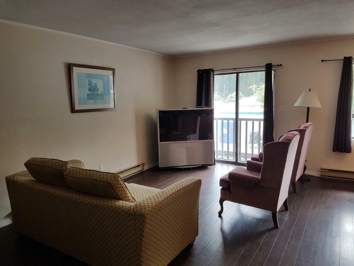 Indoor Comfort In An Outdoor Paradise Sleeps 4- 5 Min To Golf & Ski Apartamento Kimberley Exterior foto